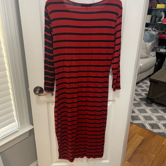 Spence dress large red and black - Picture 10 of 10